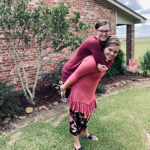 Meet your Posher, Sara - Picture 11 of 16